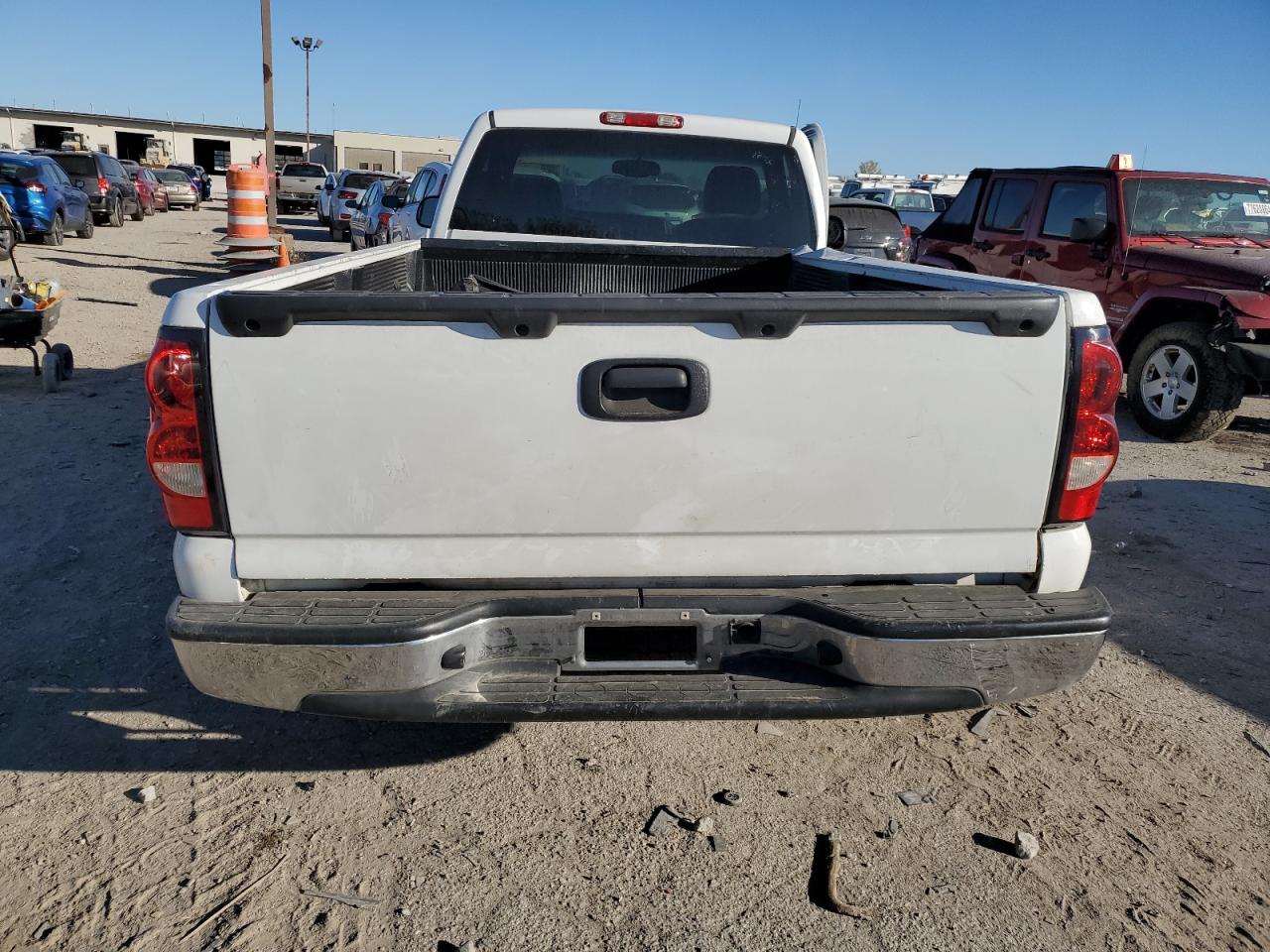 2003 Chevrolet Silverado VIN 1GCEC14VX3Z224773 Copart auction photo, all over damage thumbnail 6
