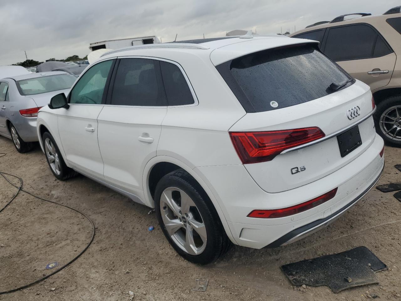 2021 Audi Q5 VIN WA1BAAFY4M2098866 Copart auction photo, water/flood damage thumbnail 2