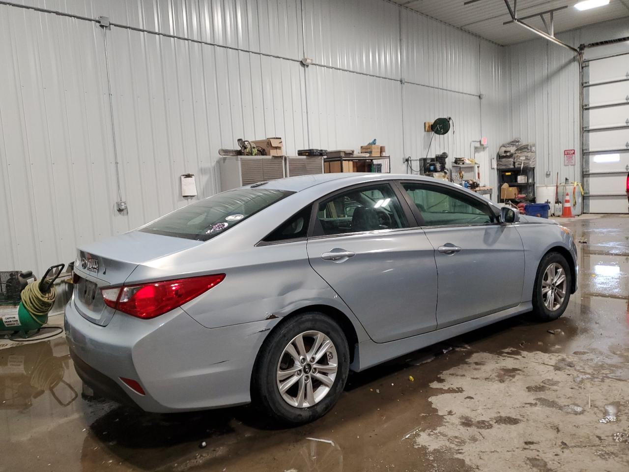 2014 Hyundai Sonata VIN 5NPEB4AC1EH931357 Copart auction photo, rear end damage thumbnail 3