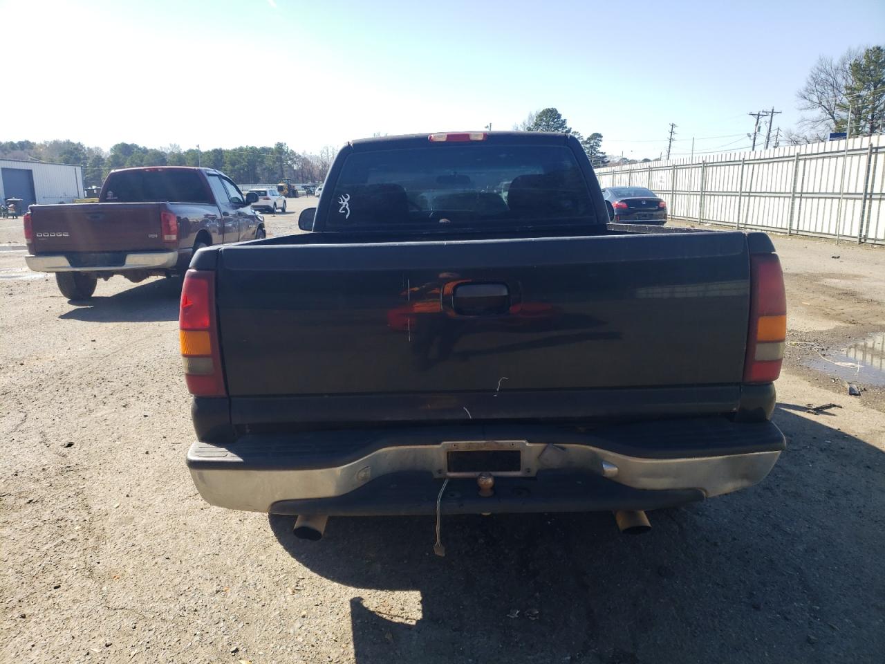 2001 Chevrolet Silverado VIN 1GCEC14W01Z290898 Copart auction photo, front end damage thumbnail 6