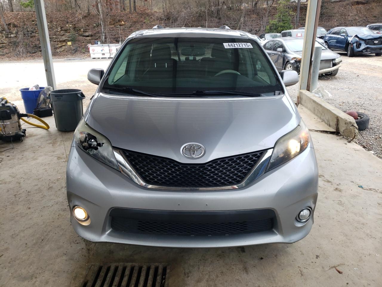 2012 Toyota Sienna VIN 5TDXK3DCXCS205308 Copart auction photo, rear end damage thumbnail 5