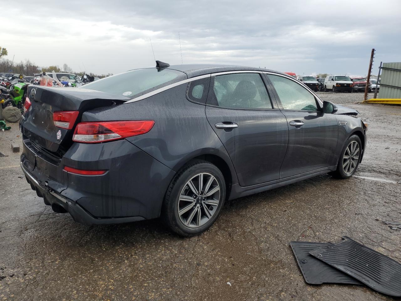 2019 KIA Optima VIN 5XXGT4L36KG298347 Copart auction photo, front end / rear end damage thumbnail 3