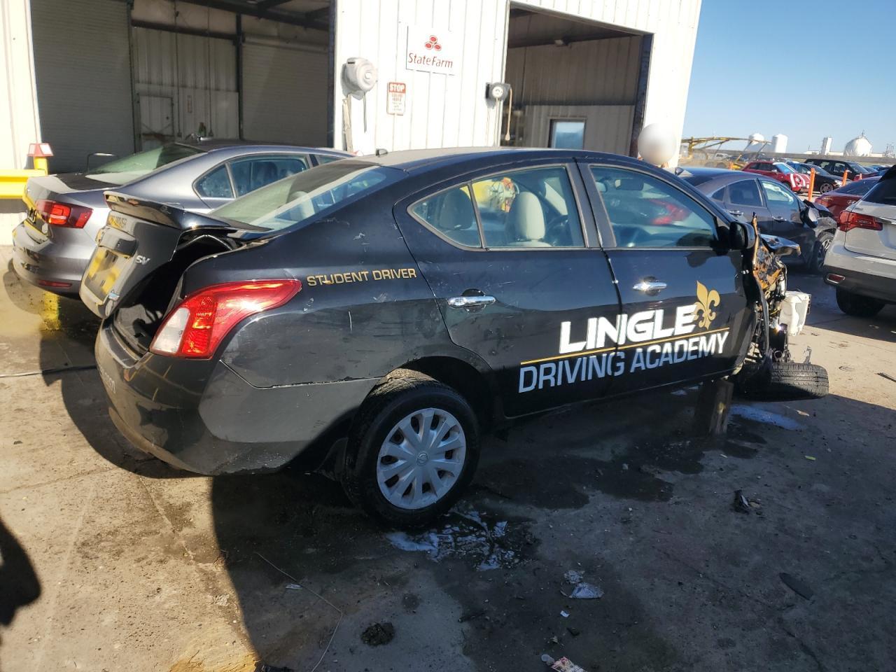 2013 Nissan Versa VIN 3N1CN7AP4DL876617 Copart auction photo, front end damage thumbnail 3