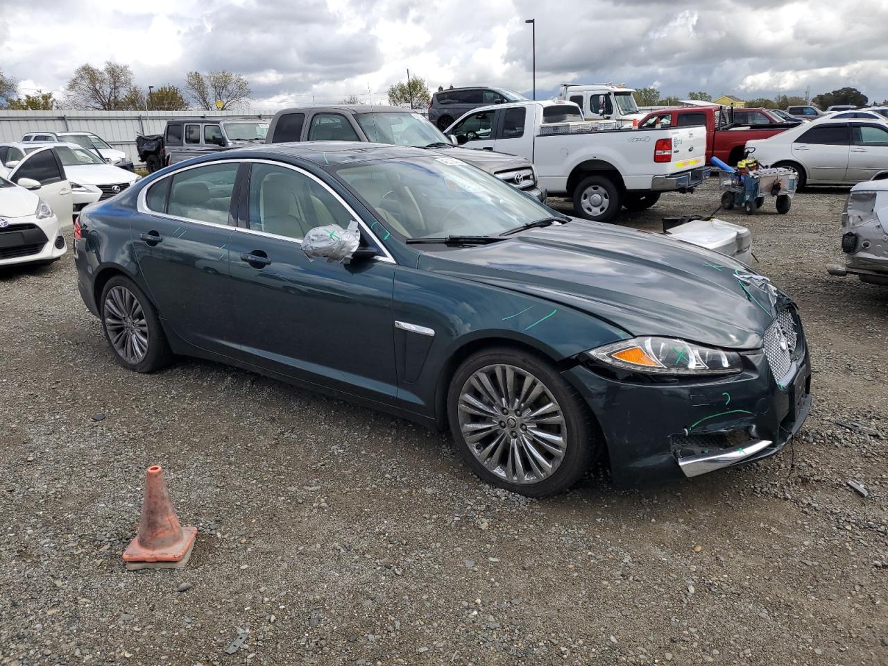 2012 Jaguar XF VIN SAJWA0HB4CLS49225 Copart auction photo, front end damage thumbnail 4