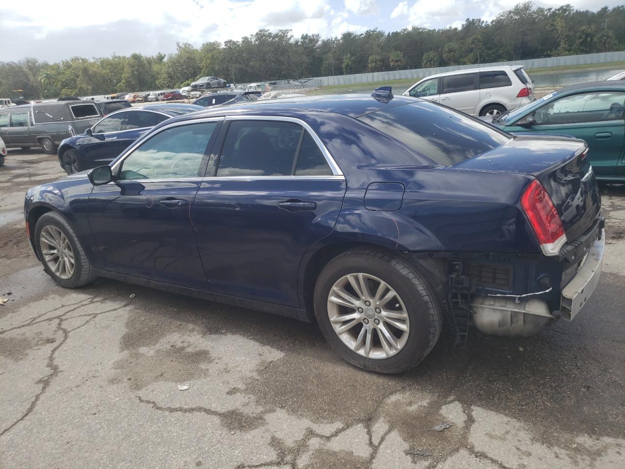 2017 Chrysler 300 VIN 2C3CCAAG3HH508142 Copart auction photo, front end / rear end damage thumbnail 2