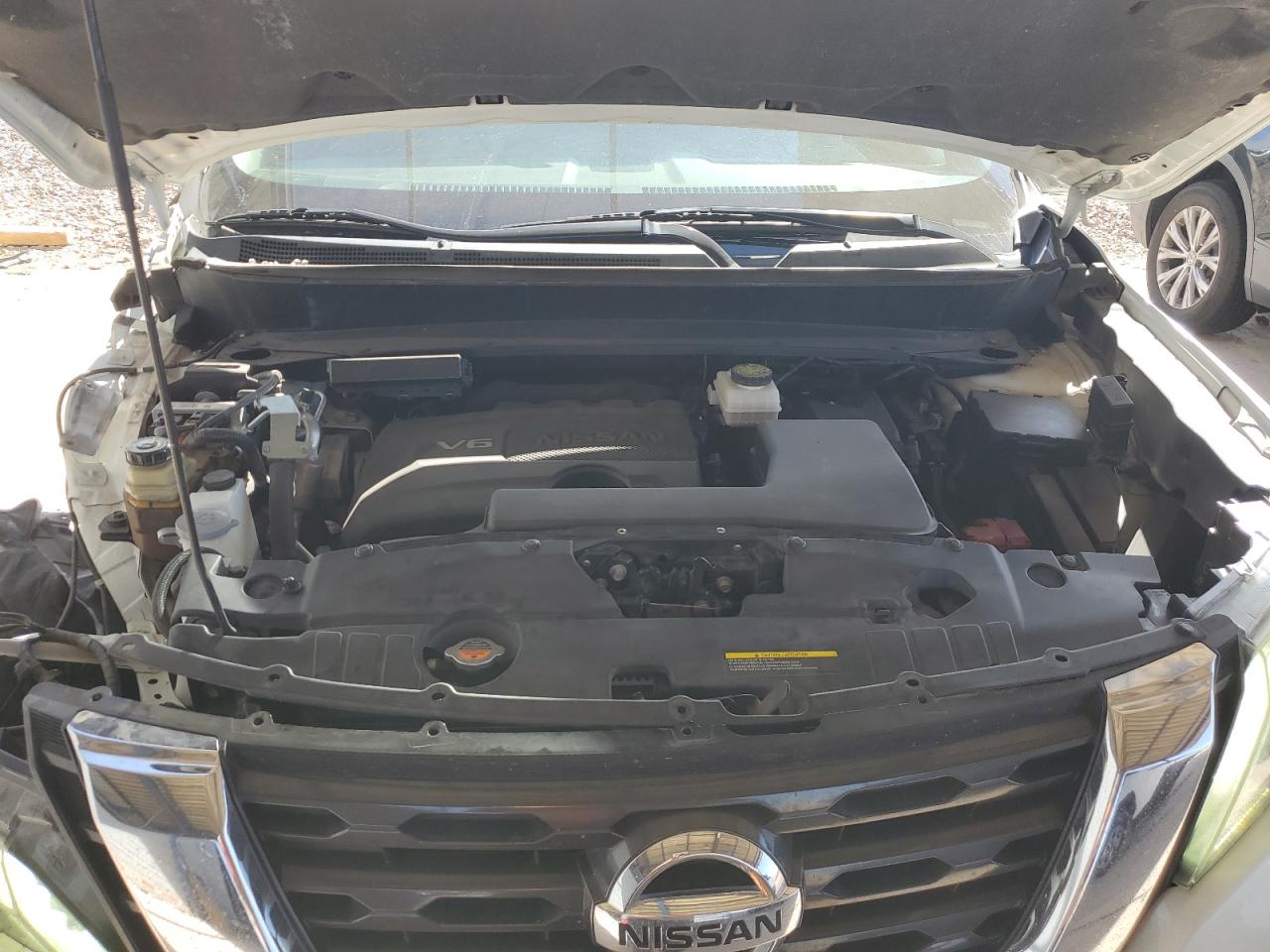 2017 Nissan Pathfinder VIN 5N1DR2MN4HC646950 Copart auction photo, front end damage thumbnail 11
