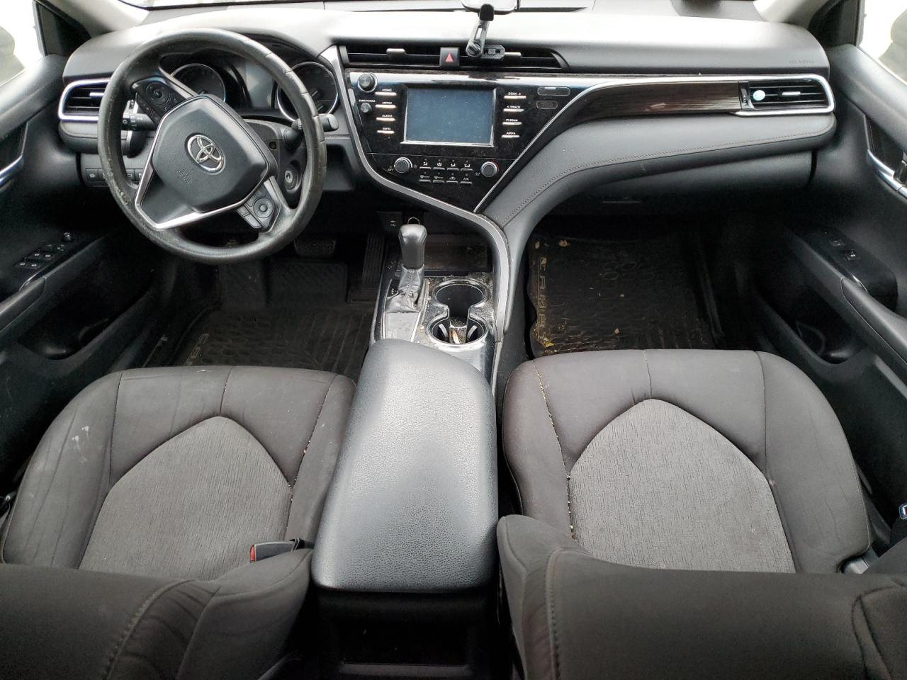 2018 Toyota Camry VIN 4T1B11HK3JU620946 Copart auction photo, minor dent/scratches damage thumbnail 8
