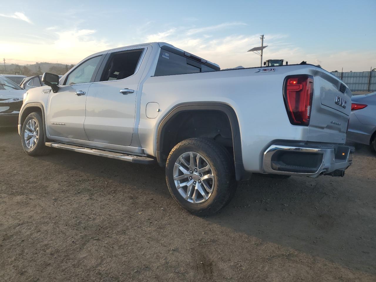 2021 GMC Sierra VIN 3GTU9DED6MG249205 Copart auction photo, vandalism / all over damage thumbnail 2