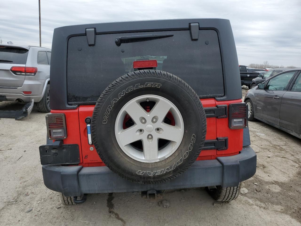 2018 Jeep Wrangler VIN 1C4BJWDG8JL889338 Copart auction photo, front end / undercarriage damage thumbnail 6