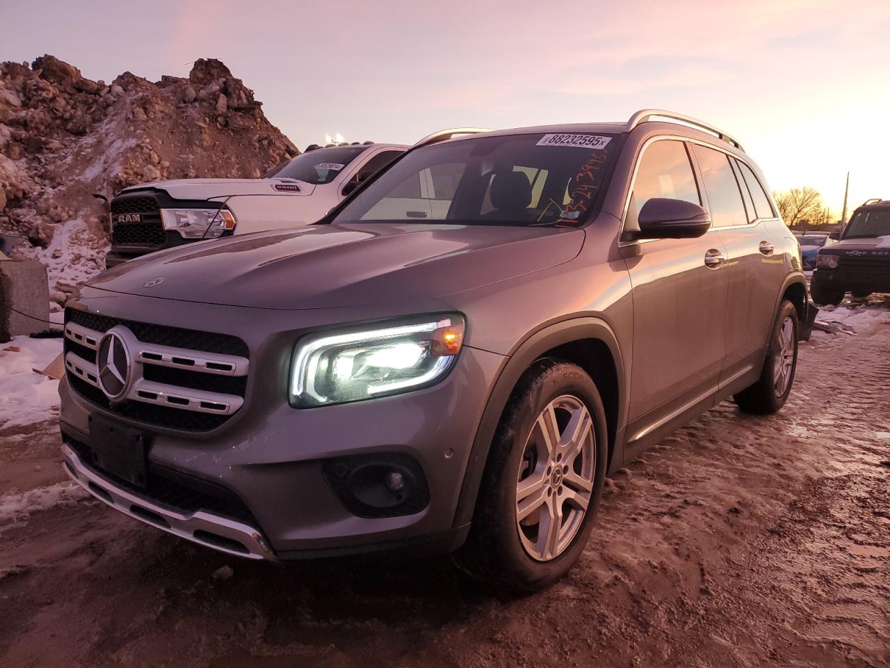 2021 Mercedes-Benz GLB VIN W1N4M4HB8MW137217