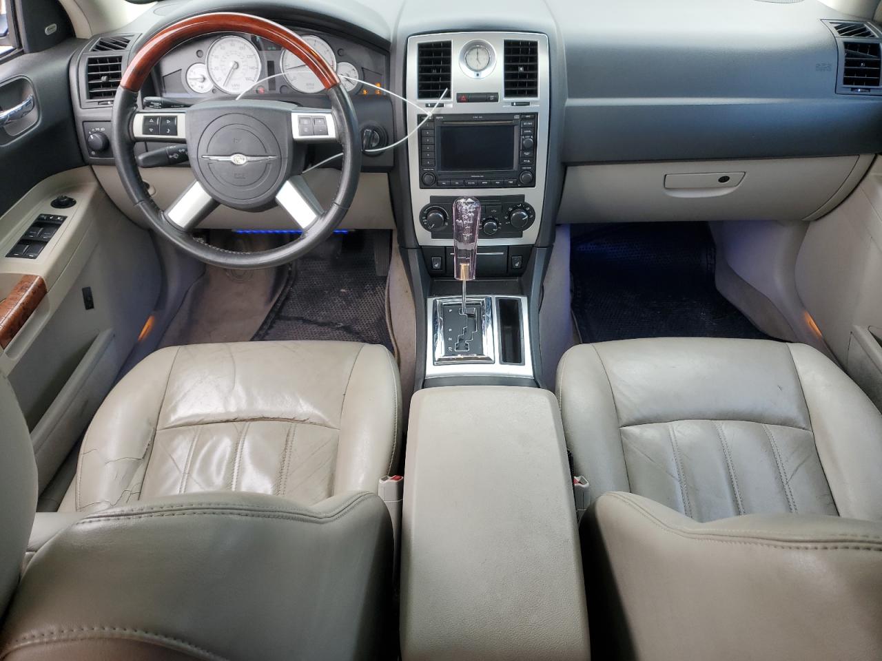 2007 Chrysler 300 VIN 2C3LA63H67H724512 Copart auction photo, rear end damage thumbnail 8