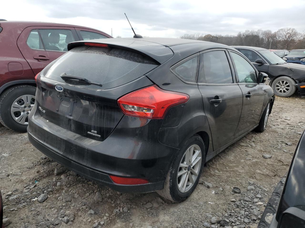 2016 Ford Focus VIN 1FADP3K24GL393481 Copart auction photo, front end / top/roof damage thumbnail 3