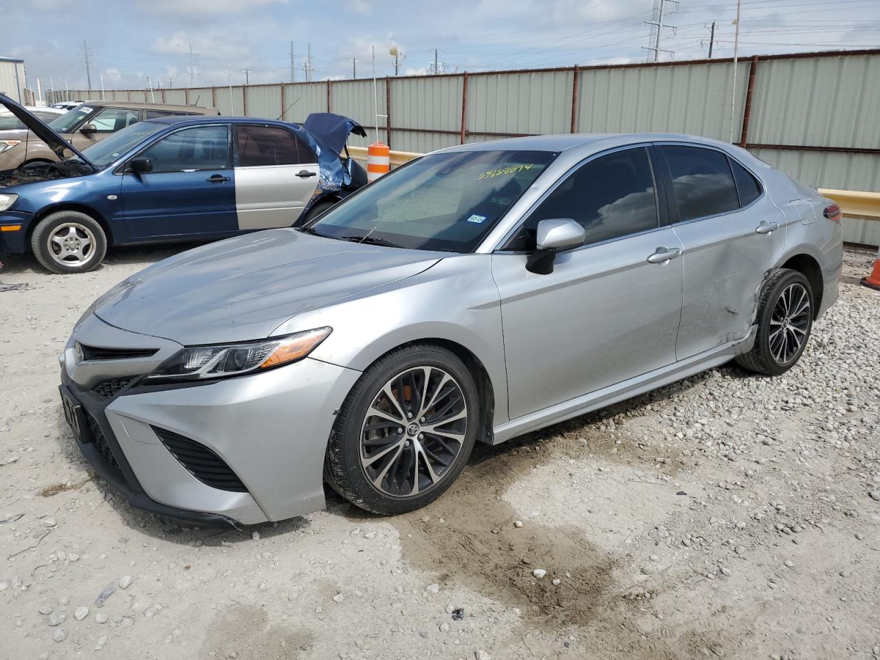 2018 Toyota Camry VIN JTNB11HK3J3043356