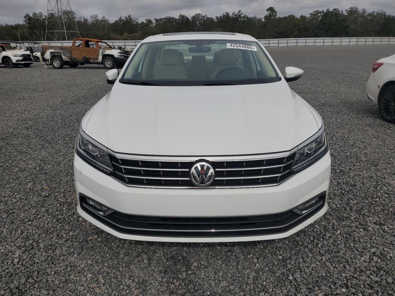 2018 Volkswagen Passat VIN 1VWBA7A37JC037213 Copart auction photo, rear end / side damage thumbnail 5