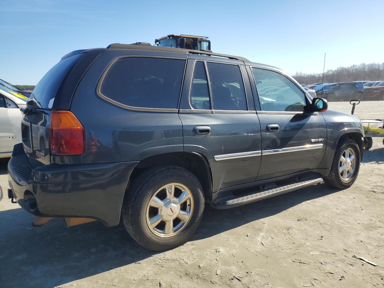 2006 GMC Envoy VIN 1GKDT13S462129176 Copart auction photo, front end damage thumbnail 3
