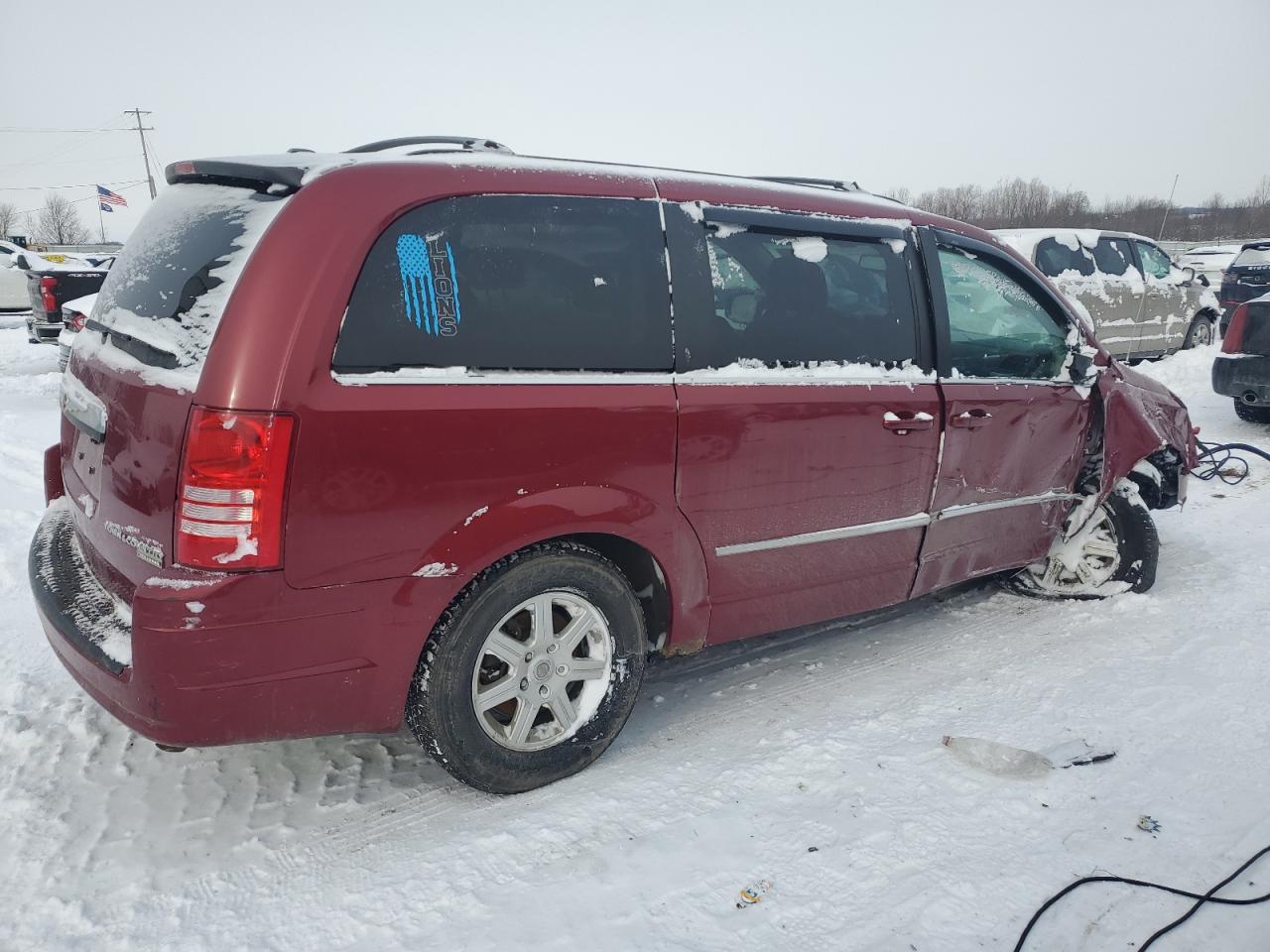 2010 Chrysler Town & Country VIN 2A4RR8D17AR502021 Copart auction photo, front end damage thumbnail 3