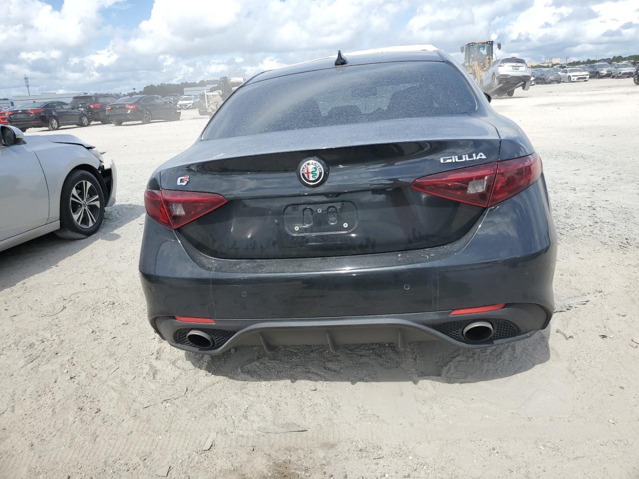 2018 Alfa Romeo Giulia VIN ZARFAECN8J7567177 Copart auction photo, front end damage thumbnail 6