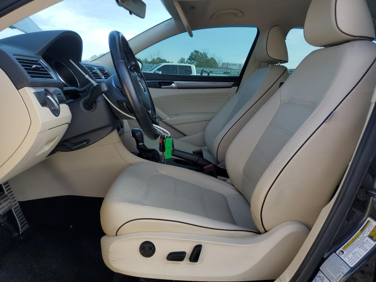 2017 Volkswagen Passat VIN 1VWDT7A31HC083214 Copart auction photo, side damage thumbnail 7