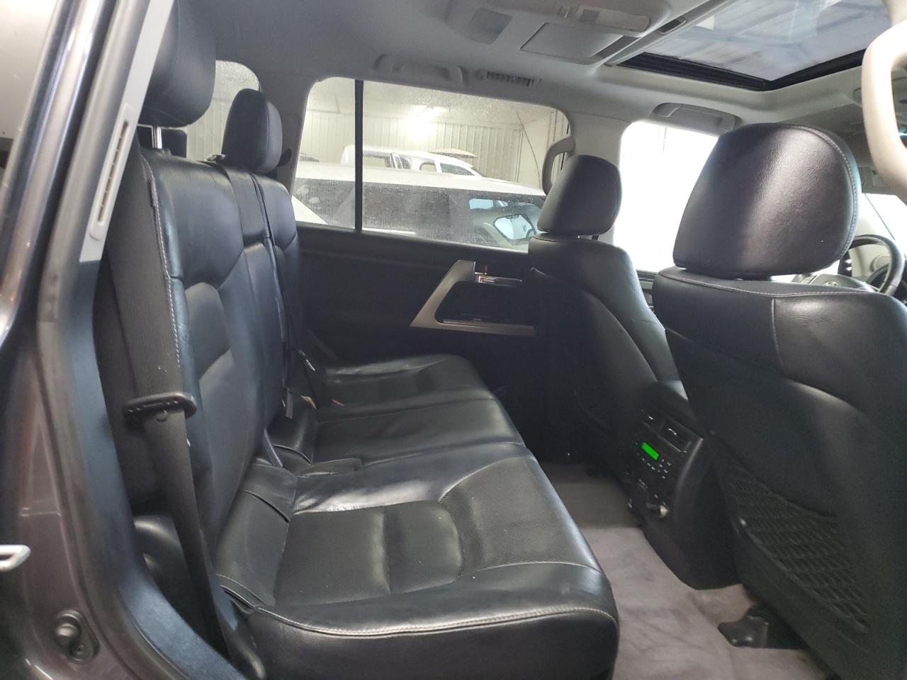 2015 Toyota Land Cruiser VIN JTMHY7AJ1F4030282 Copart auction photo, front end / side damage thumbnail 11