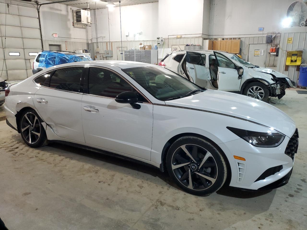 2021 Hyundai Sonata VIN 5NPEJ4J25MH088580 Copart auction photo, rear end / side damage thumbnail 4