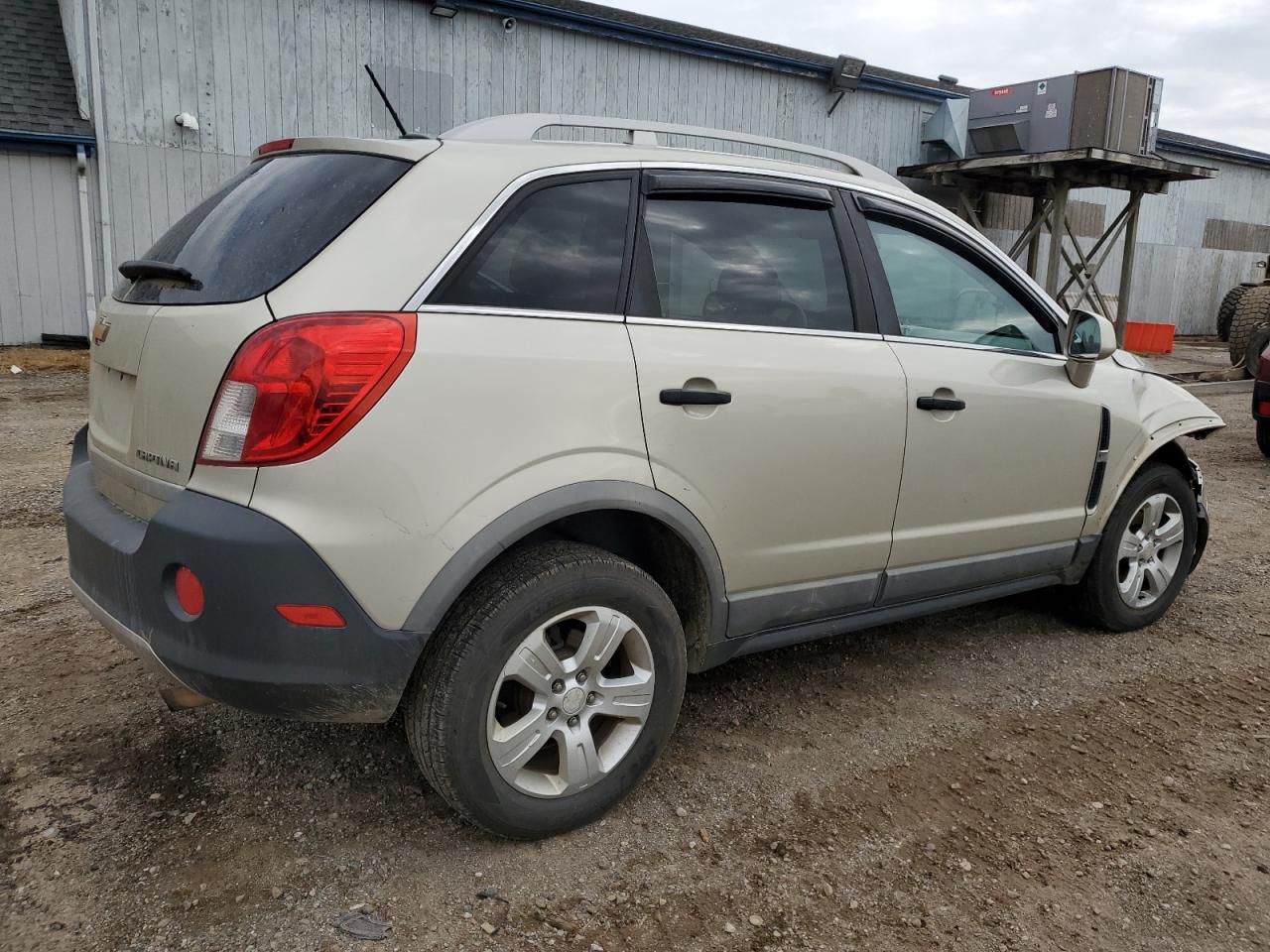 2013 Chevrolet Captiva VIN 3GNAL2EK1DS640354 Copart auction photo, front end / side damage thumbnail 3
