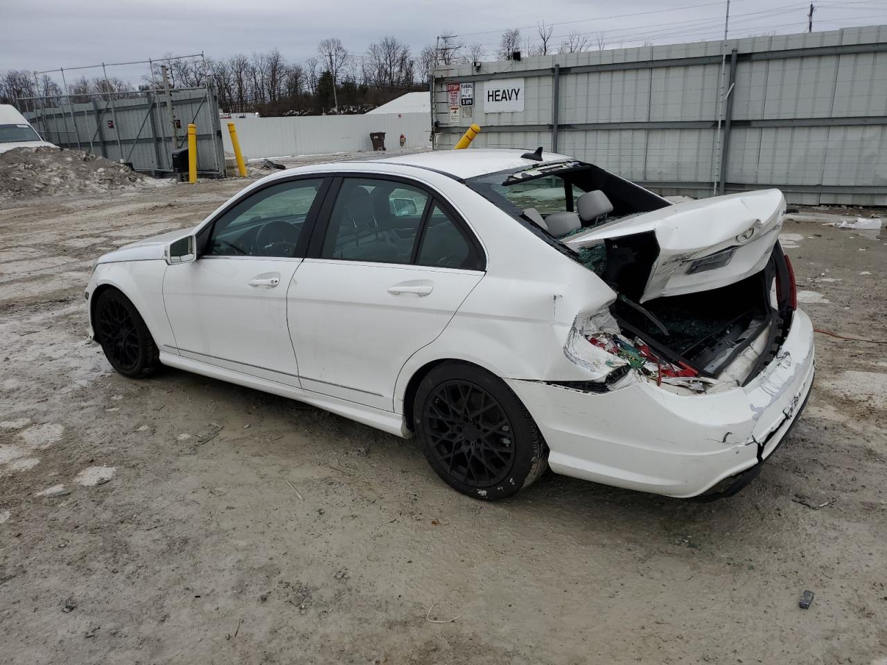 2013 Mercedes-Benz C-klasse VIN WDDGF8AB5DG119290 Copart auction photo, rear end / front end damage thumbnail 2