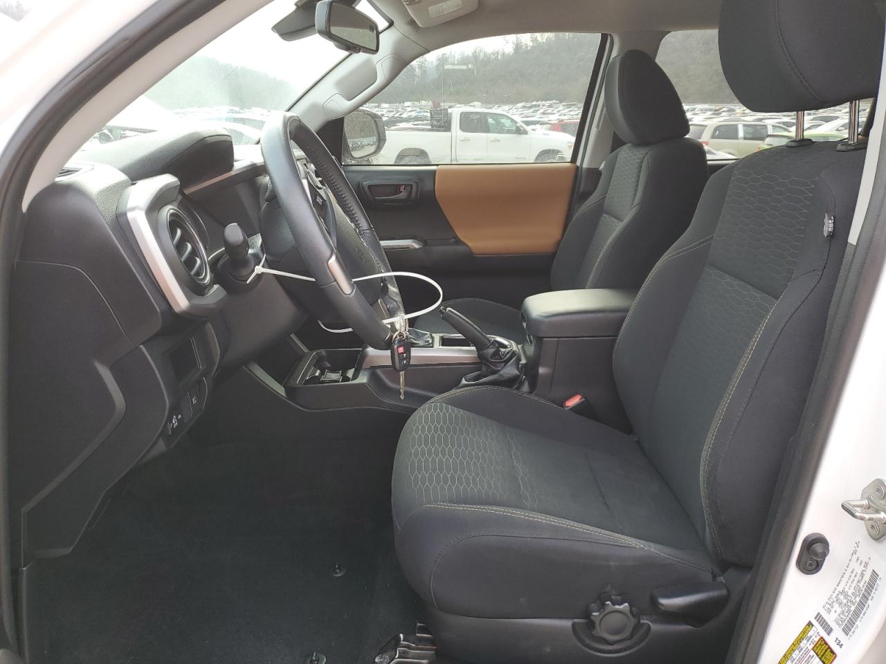 2018 Toyota Tacoma VIN 3TMDZ5BN3JM040892 Copart auction photo, top/roof / rear end damage thumbnail 7