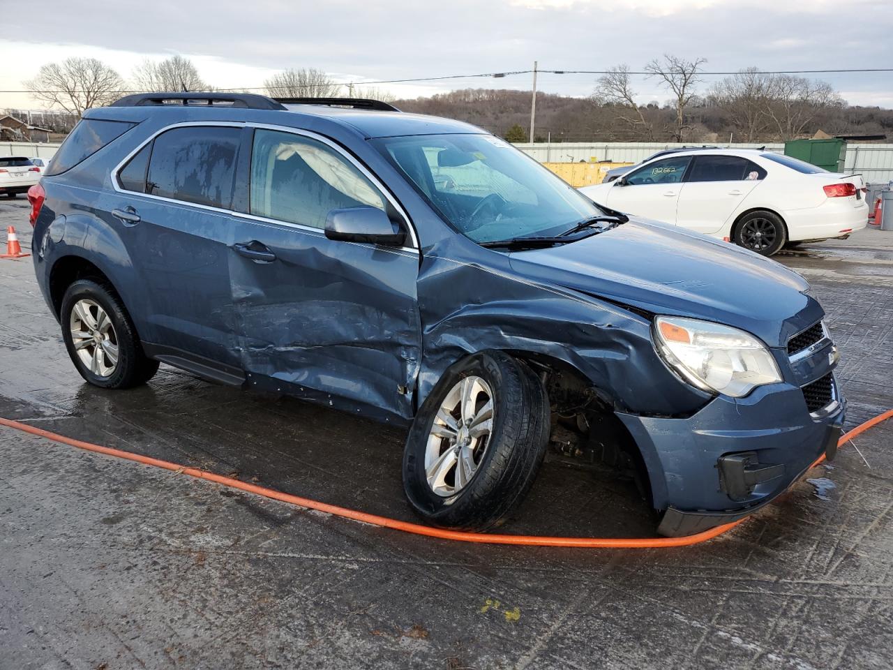 2011 Chevrolet Equinox VIN 2CNFLEEC9B6276779 Copart auction photo, front end / side damage thumbnail 4