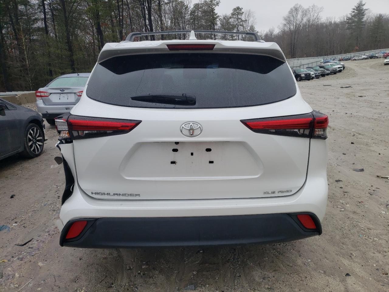 2022 Toyota Highlander VIN 5TDGZRBHXNS579496 Copart auction photo, rear end / side damage thumbnail 6