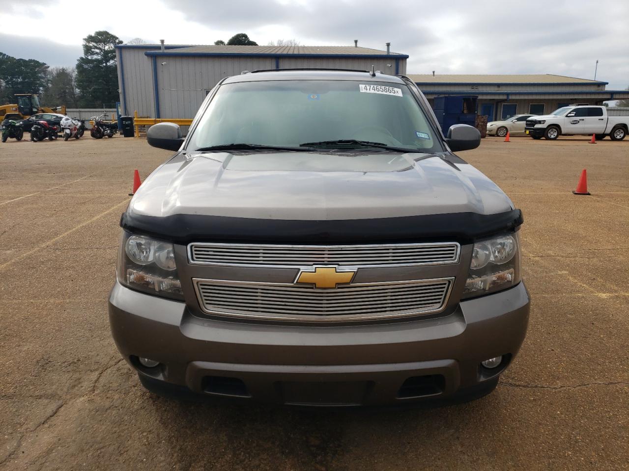 2012 Chevrolet Tahoe VIN 1GNSCBE09CR272140 Copart auction photo, side damage thumbnail 5