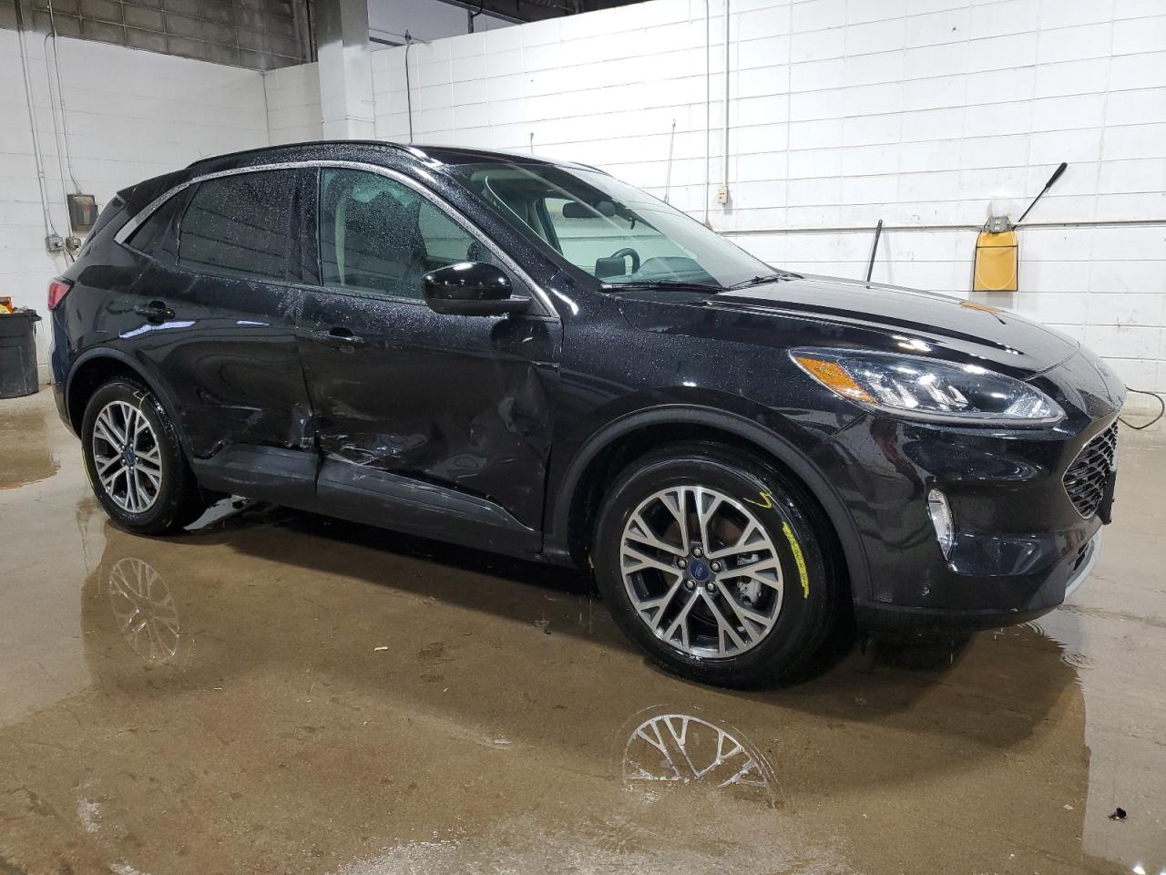 2020 Ford Escape VIN 1FMCU0H65LUB08830 Copart auction photo, side damage thumbnail 4