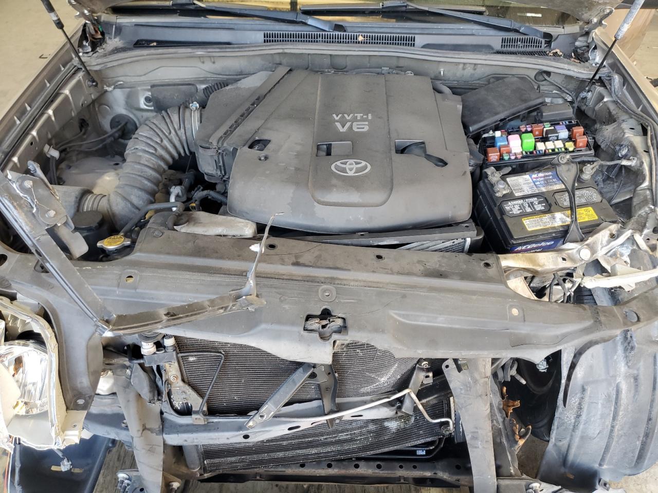 2004 Toyota 4Runner VIN JTEBU14R540048056 Copart auction photo, front end damage thumbnail 12