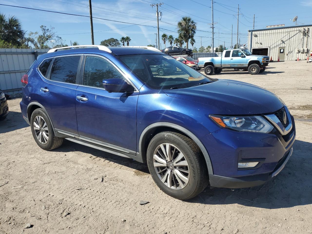2018 Nissan Rogue VIN JN8AT2MT7JW460898 Copart auction photo, water/flood damage thumbnail 4