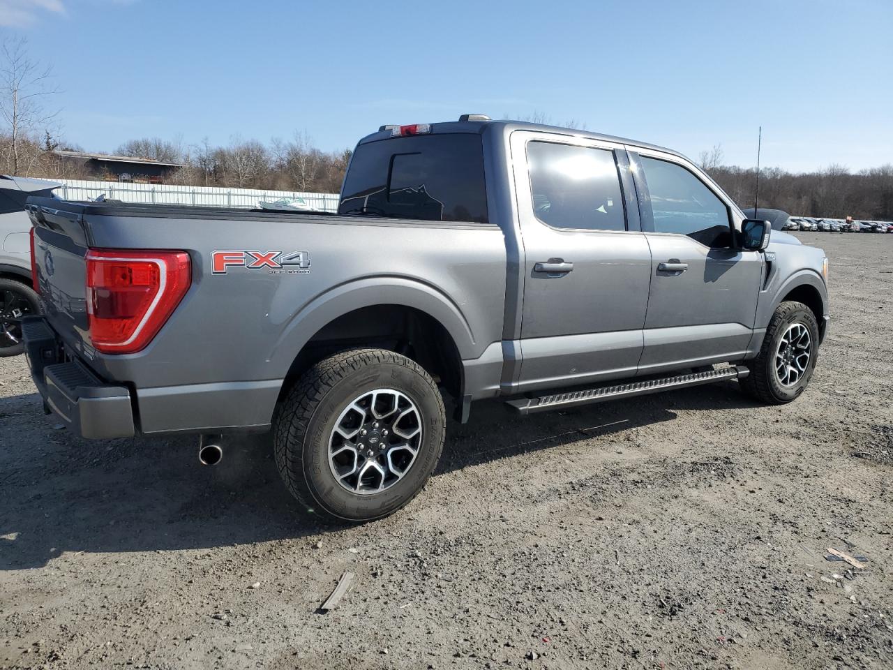 2022 Ford F-150 VIN 1FTFW1E84NKF01787 Copart auction photo, water/flood / minor dent/scratches damage thumbnail 3