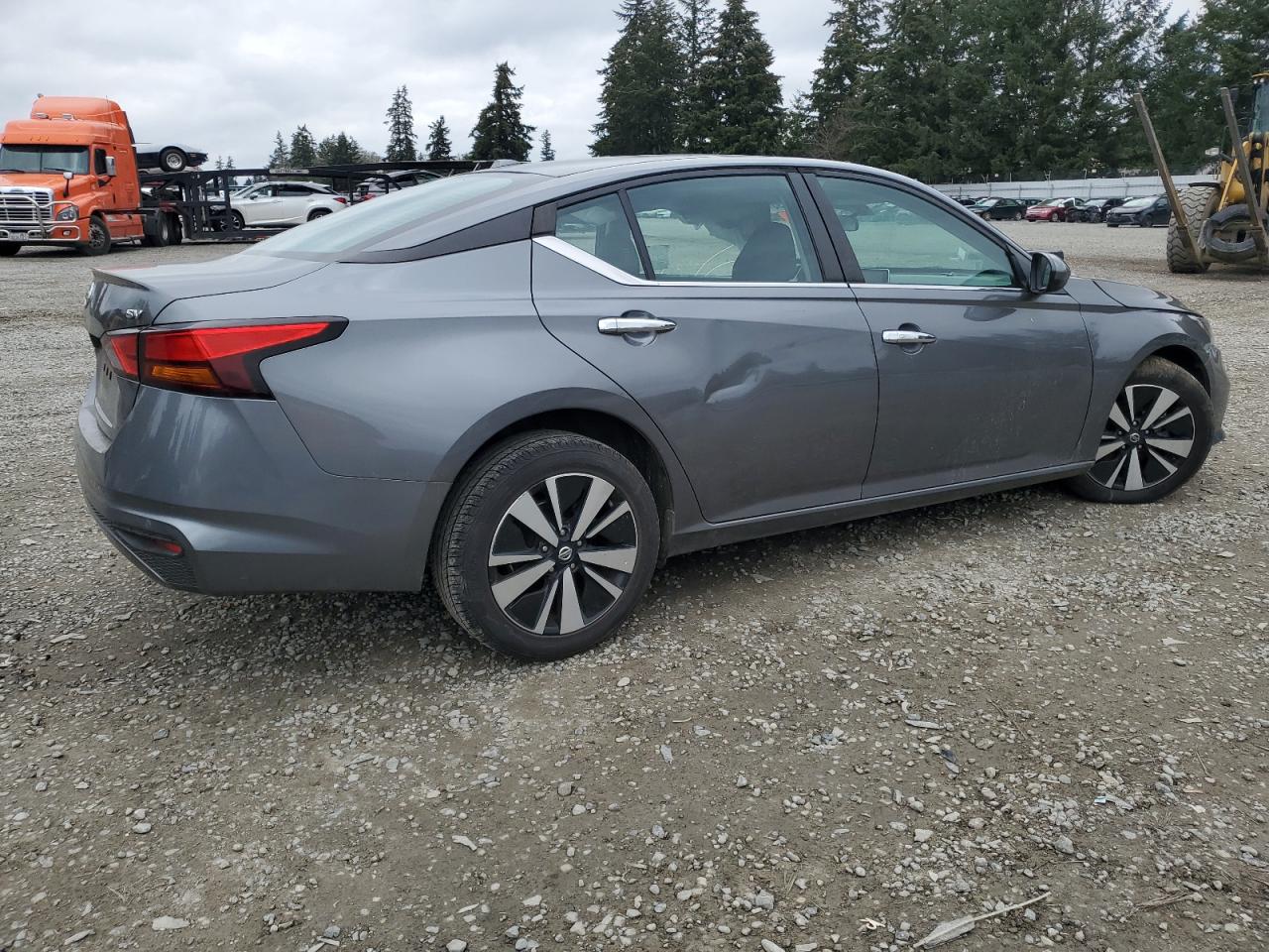 2021 Nissan Altima VIN 1N4BL4DV6MN345528 Copart auction photo, front end / side damage thumbnail 3