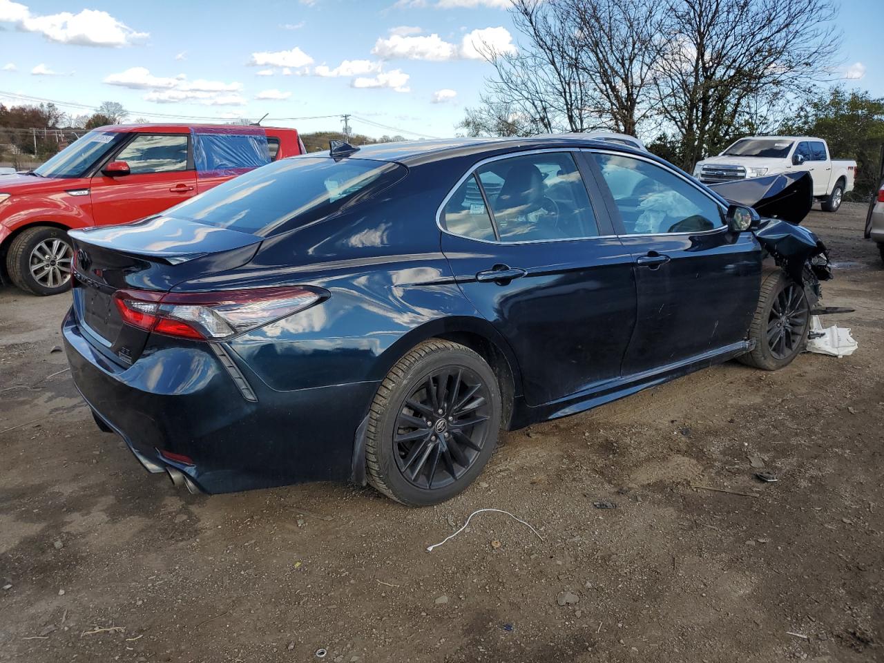 2021 Toyota Camry VIN 4T1G11AK8MU566984 Copart auction photo, front end damage thumbnail 3
