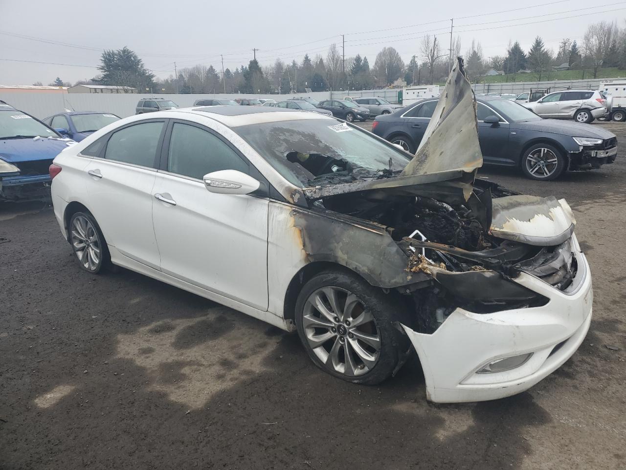 2011 Hyundai Sonata VIN 5NPEC4AB7BH275410 Copart auction photo, burn / front end damage thumbnail 4