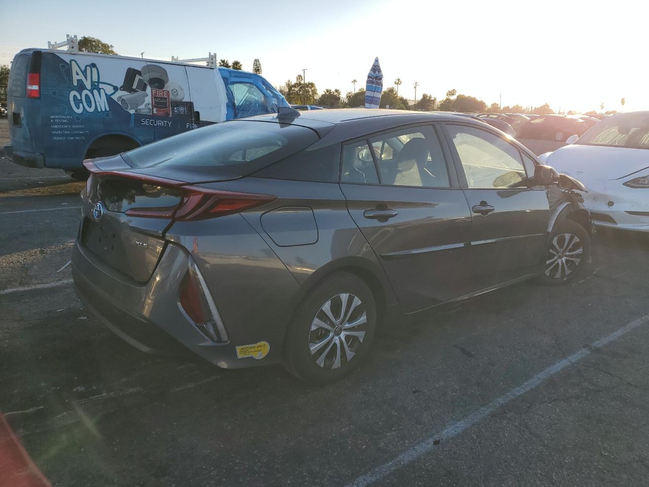 2022 Toyota Prius VIN JTDKAMFP0N3208001 Copart auction photo, front end / minor dent/scratches damage thumbnail 3