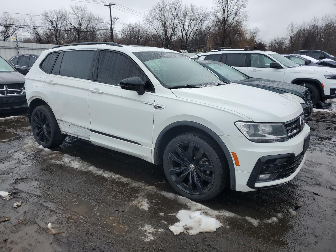 2021 Volkswagen Tiguan VIN 3VV2B7AX4MM119844 Copart auction photo, side / rear end damage thumbnail 4