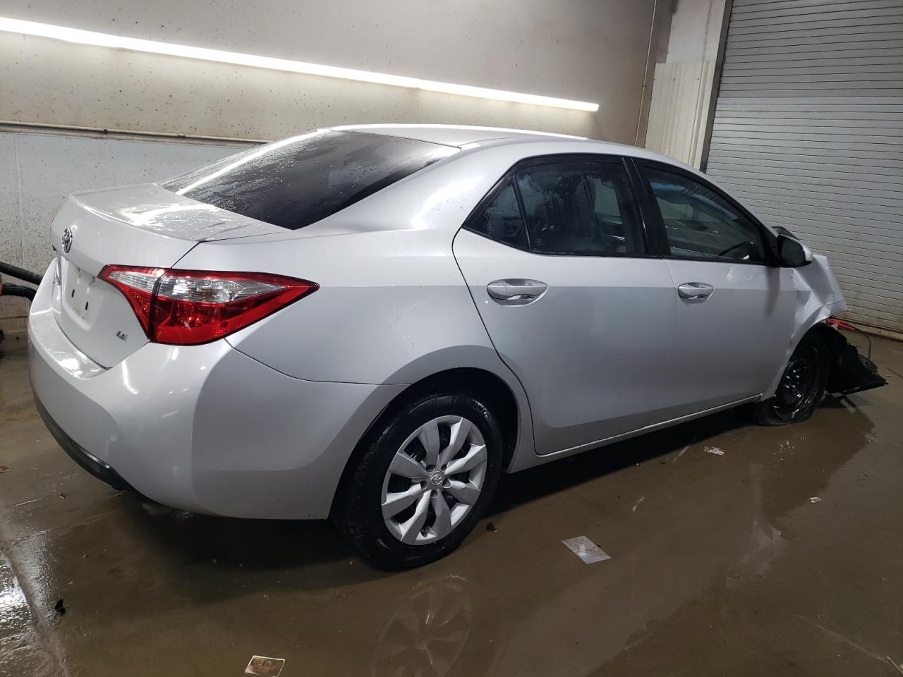 2016 Toyota Corolla VIN 2T1BURHE4GC720225 Copart auction photo, front end damage thumbnail 3