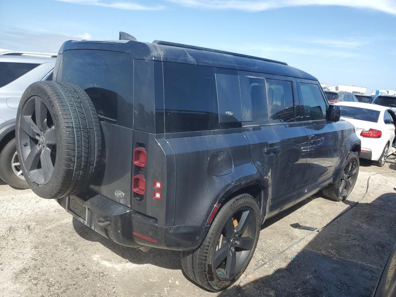 2022 Land Rover Defender VIN SALE37RU1N2092008 Copart auction photo, water/flood damage thumbnail 3