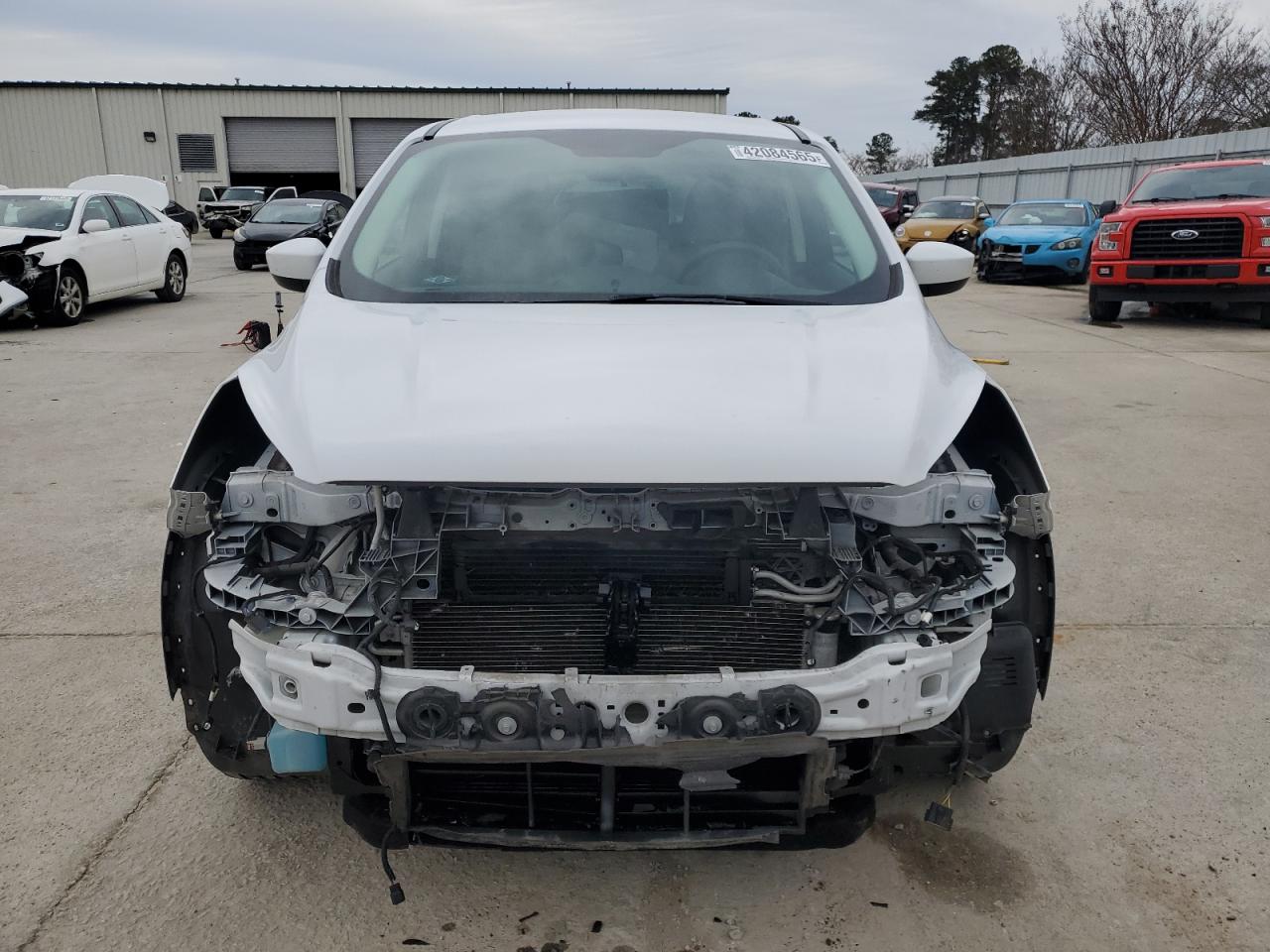 2017 Ford Escape VIN 1FMCU0GD6HUA57460 Copart auction photo, front end damage thumbnail 5