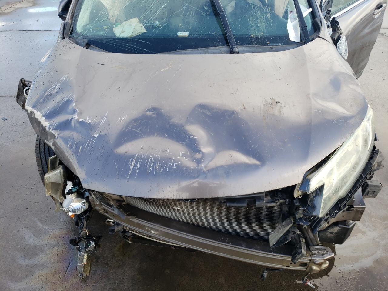 2016 Honda CR-V VIN 2HKRM4H59GH679024 Copart auction photo, all over damage thumbnail 12