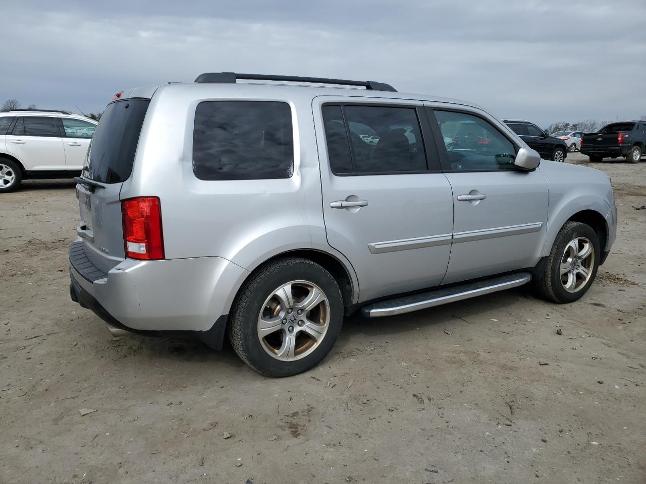 2012 Honda Pilot VIN 5FNYF4H63CB051869 Copart auction photo, rear end / minor dent/scratches damage thumbnail 3