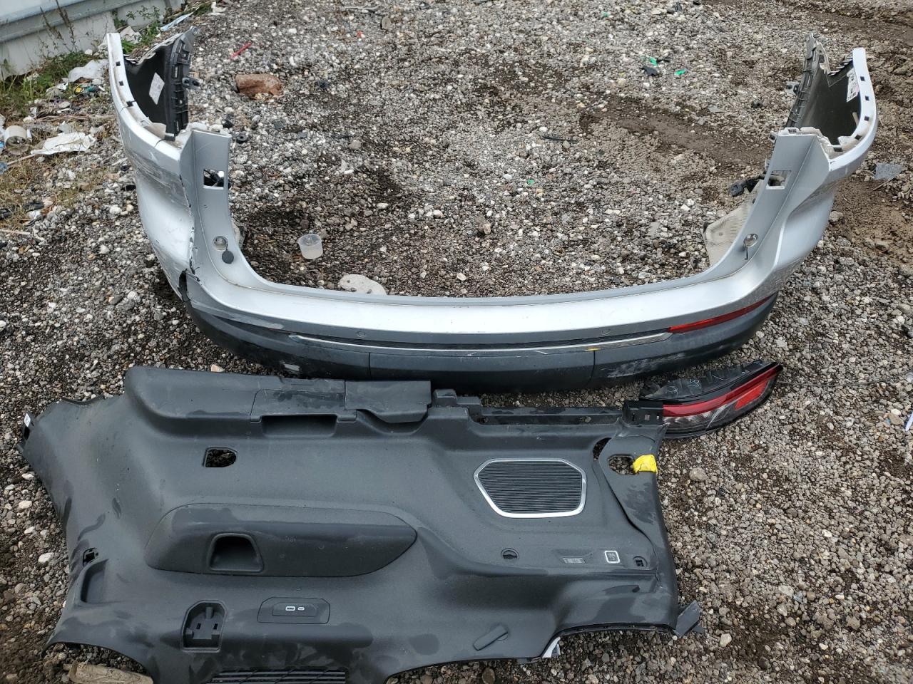 2021 Jeep Grand Cherokee VIN 1C4RJKBG5M8108129 Copart auction photo, rear end / minor dent/scratches damage thumbnail 13