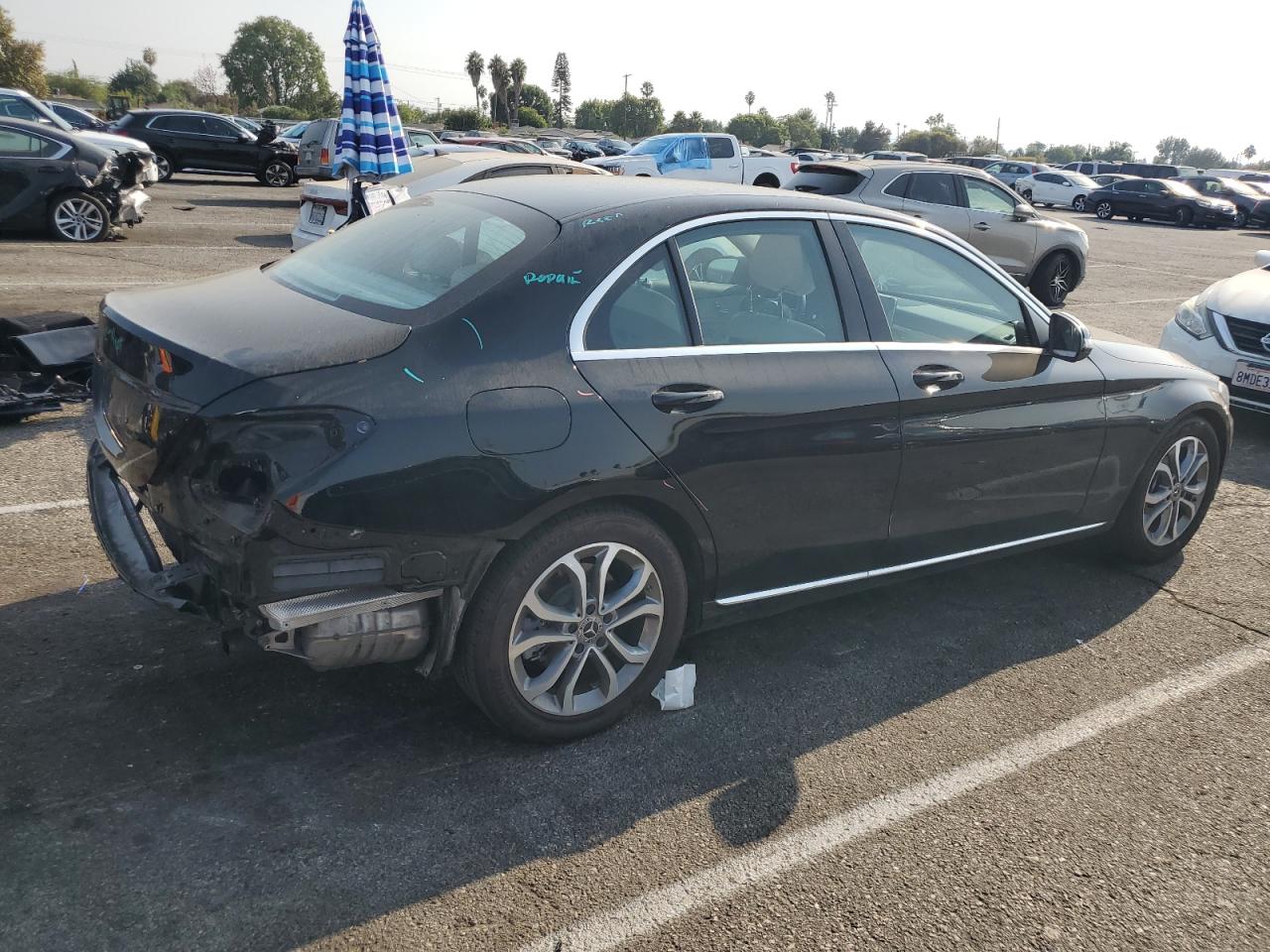 2017 Mercedes-Benz C-klasse VIN 55SWF4JB3HU211589 Copart auction photo, rear end damage thumbnail 3