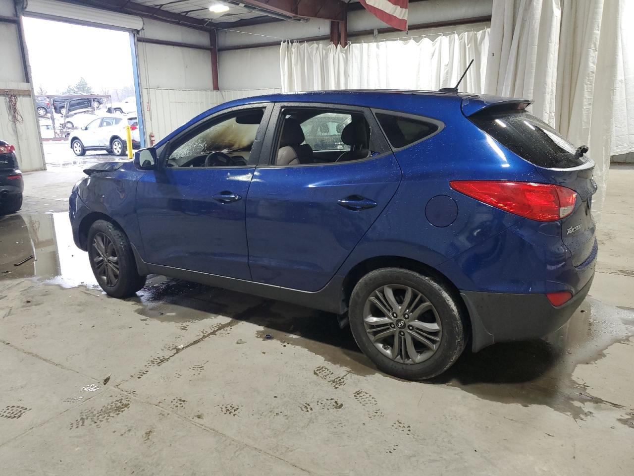 2015 Hyundai Tucson VIN KM8JTCAF6FU992125 Copart auction photo, burn damage thumbnail 2