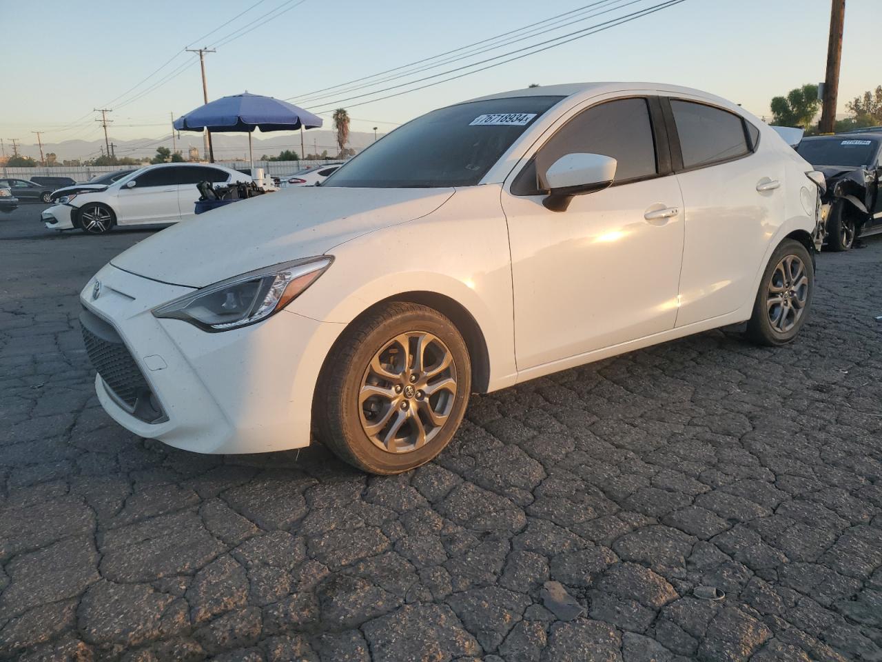 2019 Toyota Yaris VIN 3MYDLBYVXKY503503