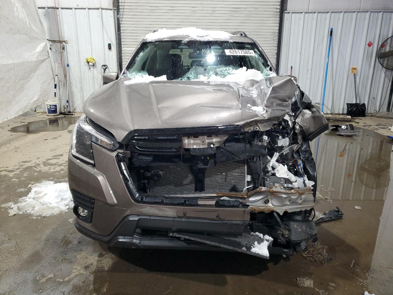 2024 Subaru Forester VIN JF2SKADC2RH424163 Copart auction photo, front end damage thumbnail 5