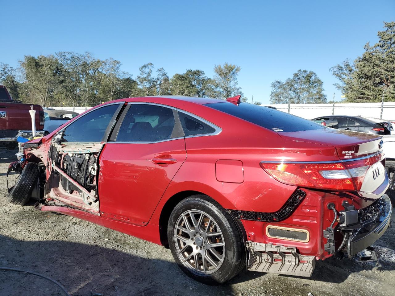 2015 Hyundai Azera VIN KMHFH4JG8FA433375 Copart auction photo, all over / minor dent/scratches damage thumbnail 2